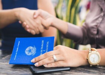 Desemprego atinge menor nível desde 2015