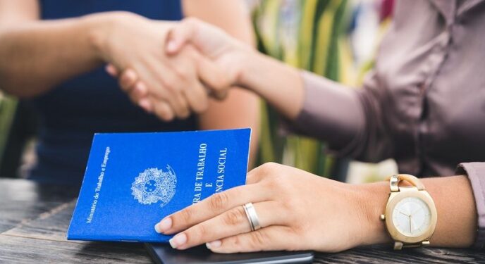 Desemprego atinge menor nível desde 2015