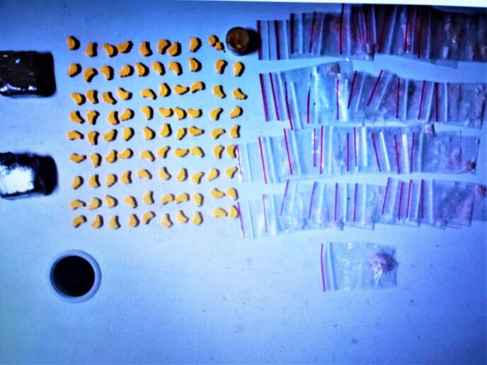 PRF prende casal com drogas que seriam vendidas em festa ‘rave’ na Bahia