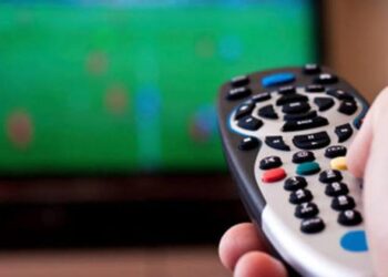 Jovens veem 7 vezes menos TV aberta do que idosos