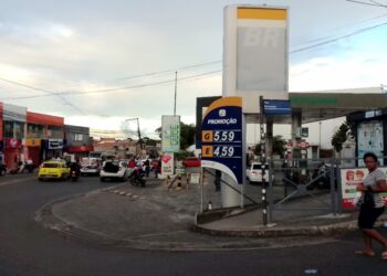 Preço do etanol dispara e da gasolina sobe depois do carnaval