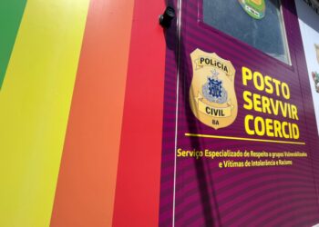 Salvador: Mulher que chamou ambulante de macaco é presa pela PC