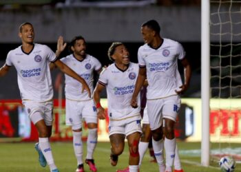 Copa Brasil: Bahia se classifica com goleada sobre Jacuipense