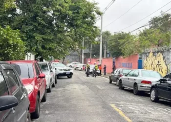 Professora morre e quatro ficam feridos após ataque em escola de SP