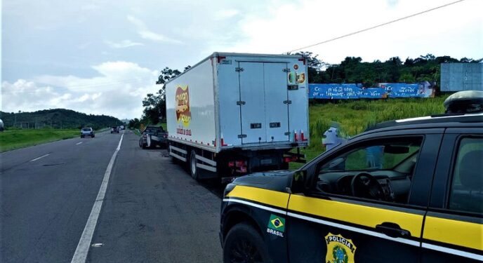 Candeias: PRF recupera caminhão com carga avaliada em R$ 150 mil
