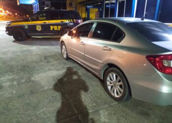 PRF recupera 4 veículos roubados na Bahia