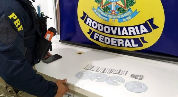 PRF flagra três caminhoneiros com “rebites” em estradas baianas