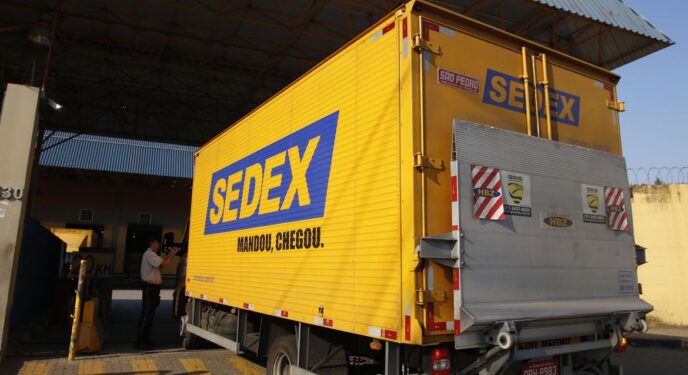 Correios reajustam preço para envio de cartas