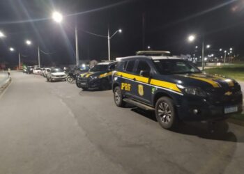 PRF flagra 19 condutores dirigindo sob o efeito de álcool em região da Bahia