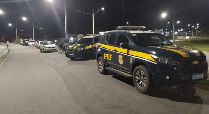 PRF flagra 19 condutores dirigindo sob o efeito de álcool em região da Bahia