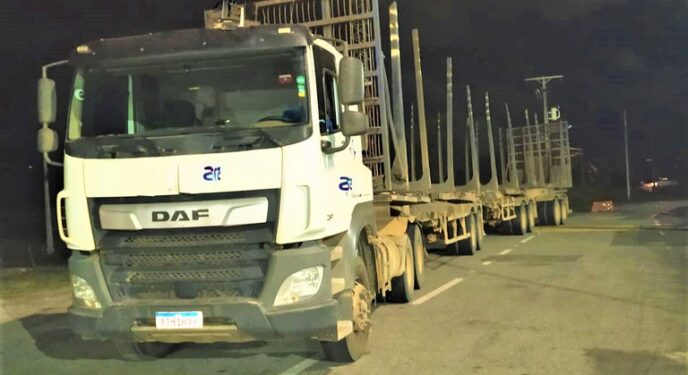 Caminhoneiro apresenta documento falso e acaba detido na Bahia