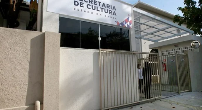 Estado credencia para contratação de artistas, bandas e grupos musicais