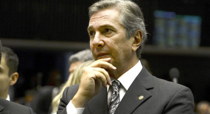 STF condena Fernando Collor a prisão