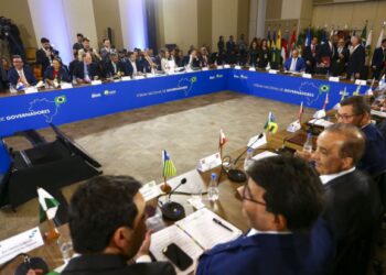 Governadores reagem e querem mais debate sobre reforma tributária