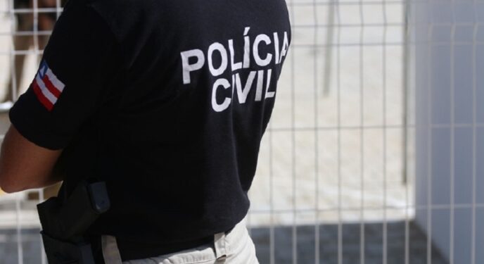 Mulher morre e filha de 1 ano é baleada em assalto no interior baiano