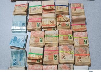 PM prende foragido da Justiça com mais de R$ 33 mil no interior baiano