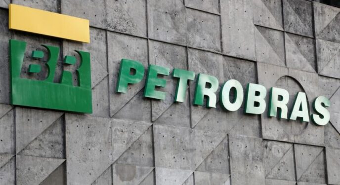 Preço do barril de petr0leo cai e Petrobras pode reduzir do diesel e da gasolina