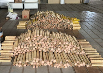 Fábricas clandestinas de espadas são desmontadas no interior baiano