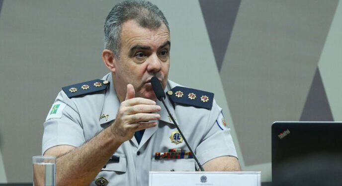 Coronel afirma diz que a Abin avisou em 7 de janeiro sobre invasão de 8/1