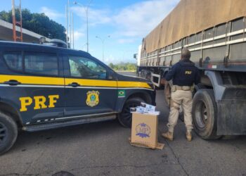 PRF apreende R$ 1,75 milhão em cigarros contrabandeados na Bahia