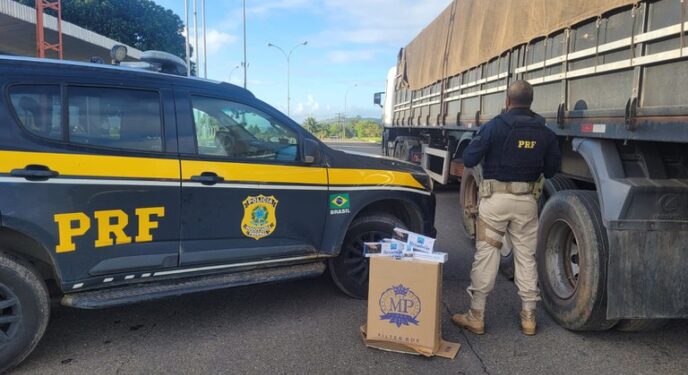 PRF apreende R$ 1,75 milhão em cigarros contrabandeados na Bahia