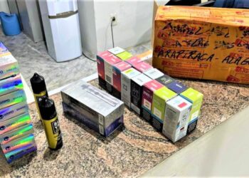 PRF apreende cigarros eletrônicos contrabandeados no interior baiano