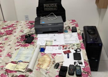 PF faz operação contra fraudes em empréstimos do INSS e da Caixa na Bahia