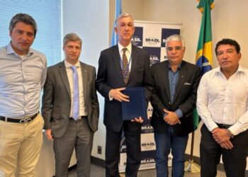 Parlamentares denunciam no exterior abusos contra os presos do 8 de janeiro