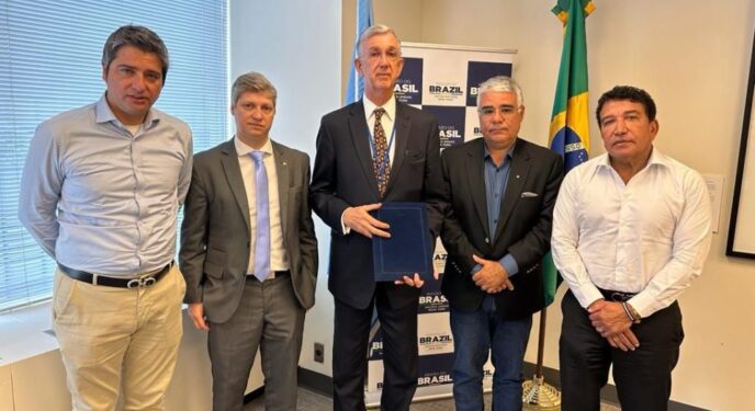 Parlamentares denunciam no exterior abusos contra os presos do 8 de janeiro