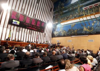 Estados do Nordeste pagam o maior salário para um governador