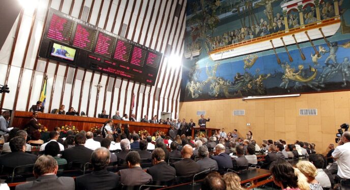 Estados do Nordeste pagam o maior salário para um governador