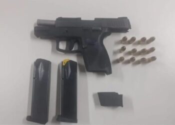 Homem suspeito de confrontar equipes da PM é preso com arma na Bahia