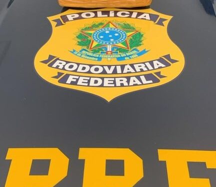 Homem é detido pela PRF com 1 kg de cocaína presa no próprio corpo na Bahia