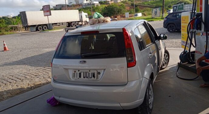 PRF prende dois motoristas por embriaguez e direção perigosa na Bahia