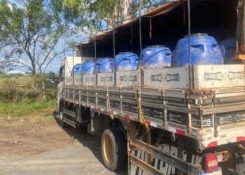 PRF apreende carga de bebida alcoólica sem documentação fiscal na Bahia