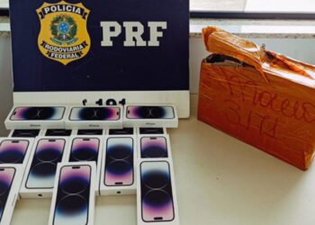 PRF apreende carga de iPhones de última geração no interior baiano
