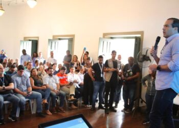 Salvador: Prefeitura opera sistema de credenciamento de ambulantes em festas populares