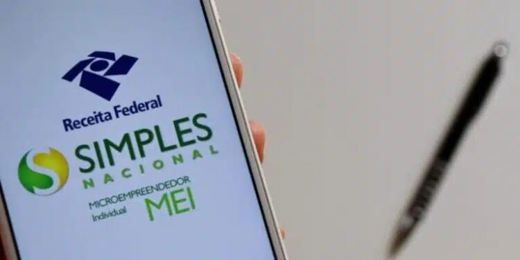 Governo notifica MEI por pendências no pagamento e na declaração anual