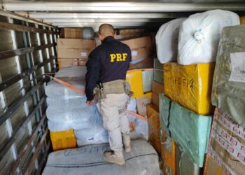 PRF apreende de uma vez mais de 3 mil mercadorias sem nota fiscal na Bahia