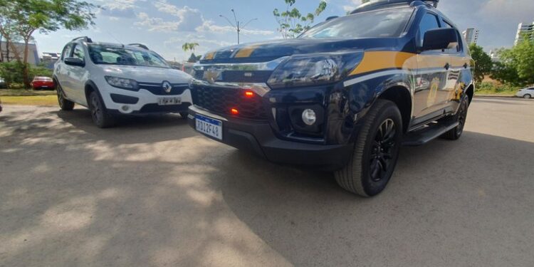 PRF recupera mais dois veículos na Bahia