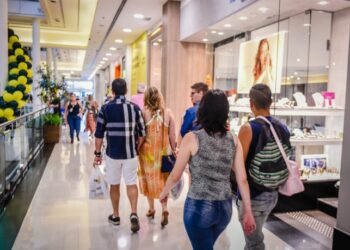 No dia do Comerciário horário de shoppings e centros comerciais é alterado