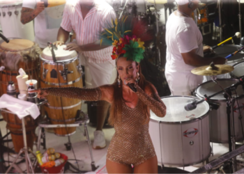 Explosão em trio de Ivete deixa dois feridos e provoca caos