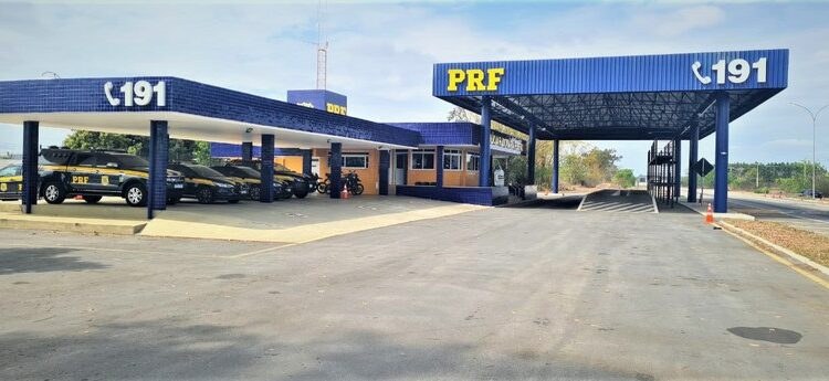 Mulher é presa com mochila “recheada” de cocaína no interior baiano