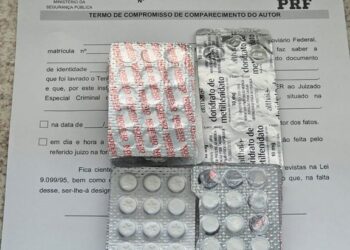 Motorista é flagrado em passagem perigosa e detido com anfetaminas na Bahia