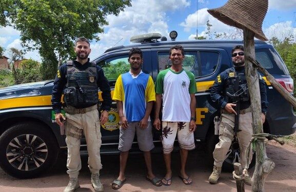 PRF faz visita emocionante a adolescente de 15 anos em zona rural na Bahia