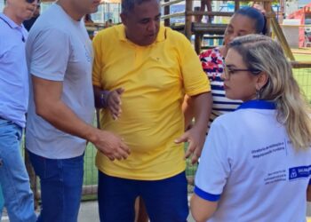 Salvador: Comunidade recebe casas reformadas pela Prefeitura