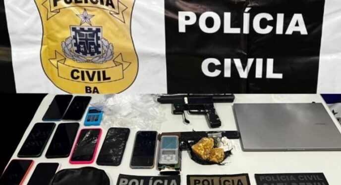 Operação prende trio de traficantes no interior baiano