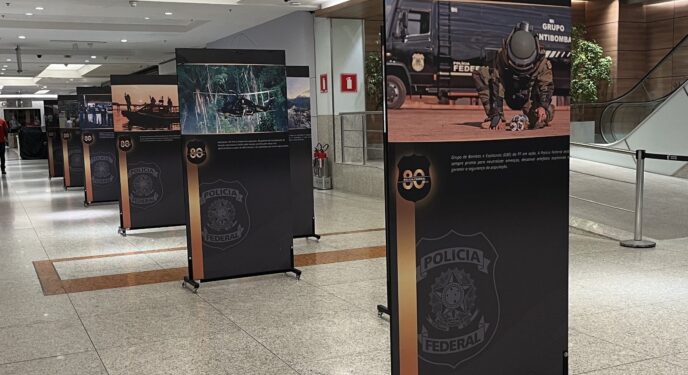 Salvador: PF faz exposição sobre atividades dos 80 anos da corporação