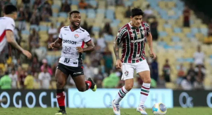 Zé Hugo faz jogada espetacular e Vitória vence o Fluminense no Rio