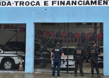 PF e Receita fazem operação contra corrupção e fraudes em 5 cidades na Bahia